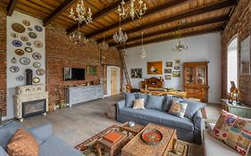 Folwark Rafałówka by Noclegi Renters